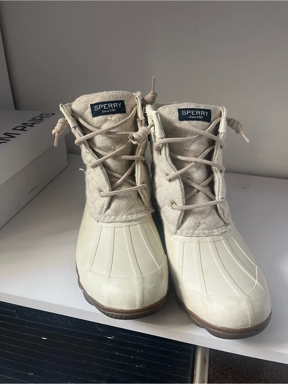 Sperry Women's Cream Lace-Up Insulated Duck Boots